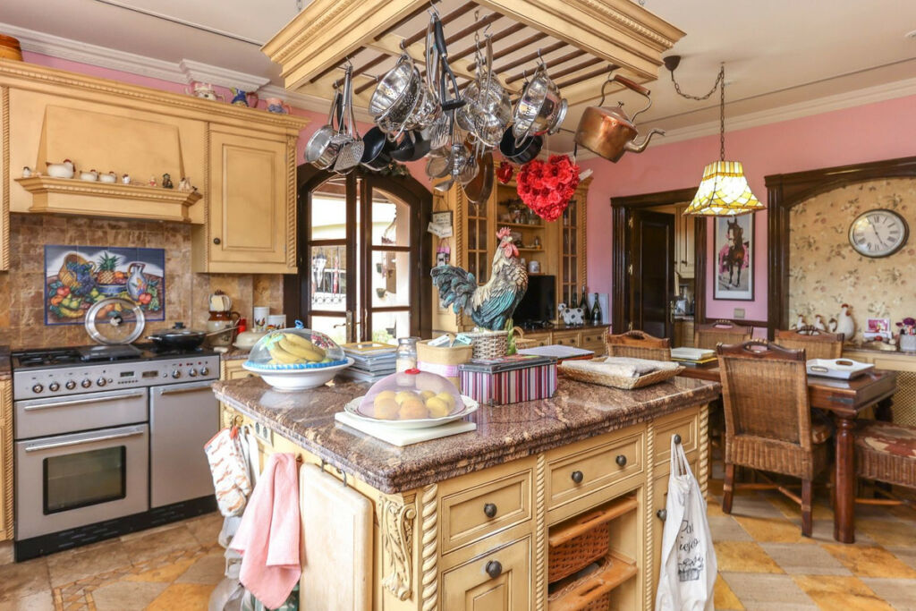 Detached Villa Monda Málaga - image 23