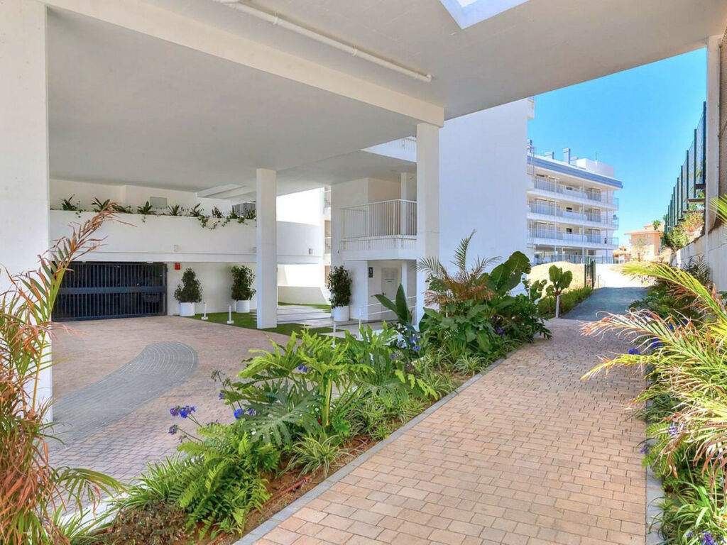 Middle Floor Apartment Benalmadena Costa Málaga - image 23