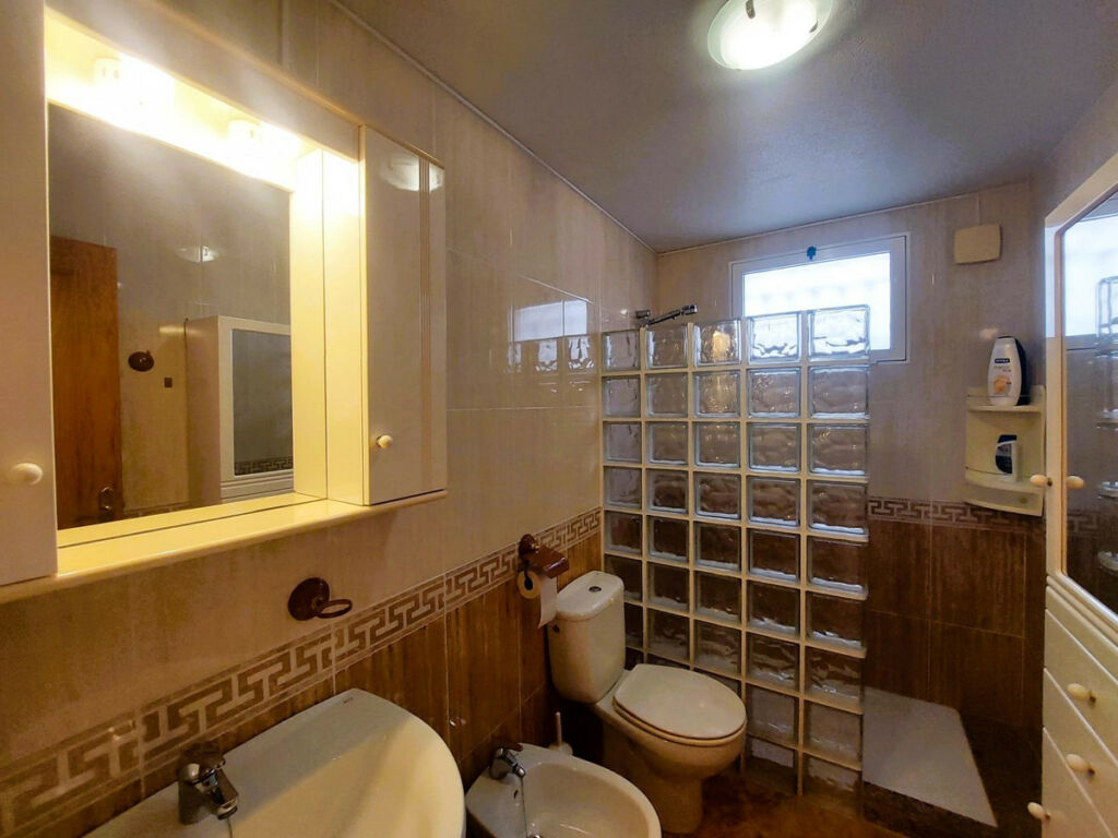 Townhouse Torrevieja Alicante - image 24