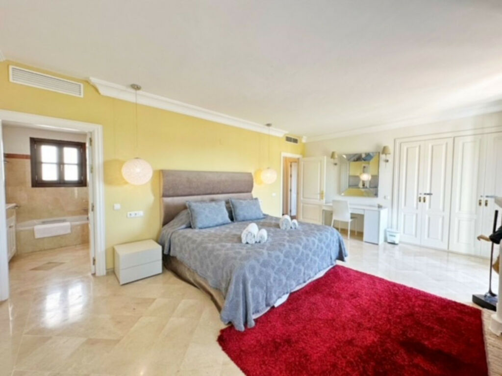 Semi-Detached House La Heredia Málaga - image 24