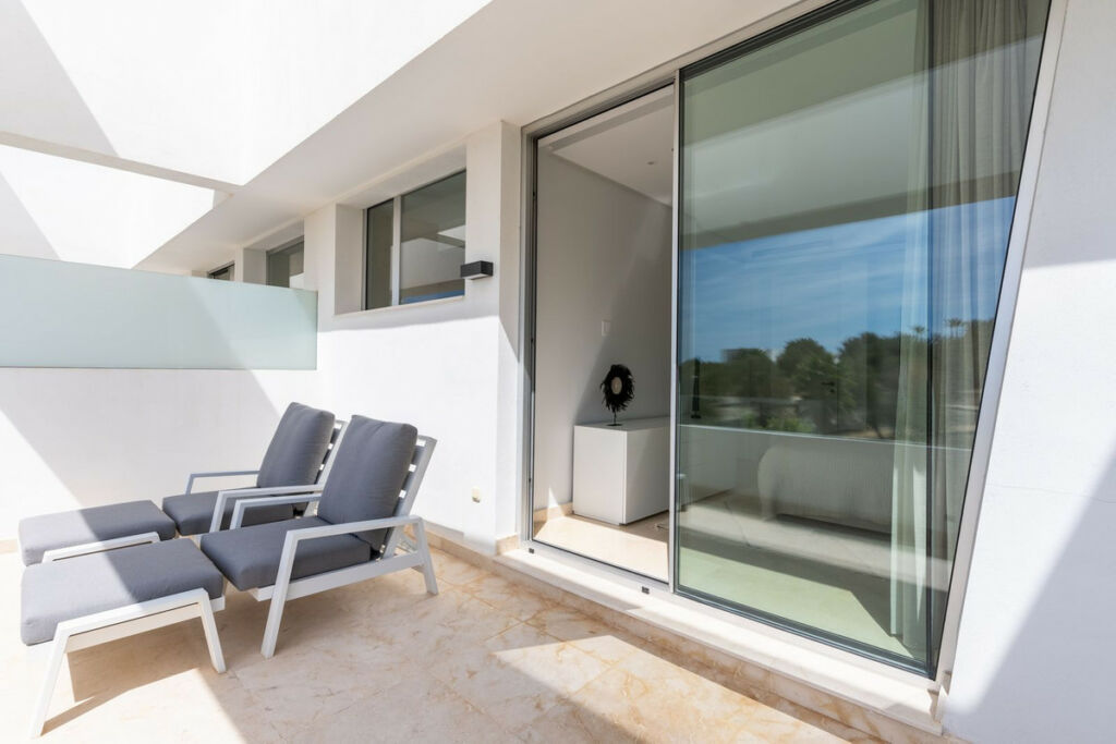 Townhouse Río Real Málaga - image 25