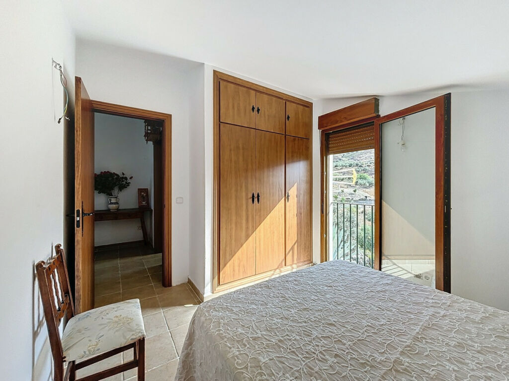 Detached Villa Alcaucín Málaga - image 25