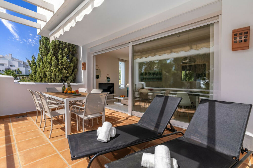 Middle Floor Apartment Casares Málaga - image 25