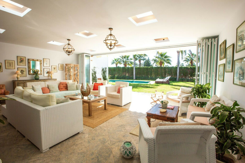 Detached Villa Sotogrande Cádiz - image 26