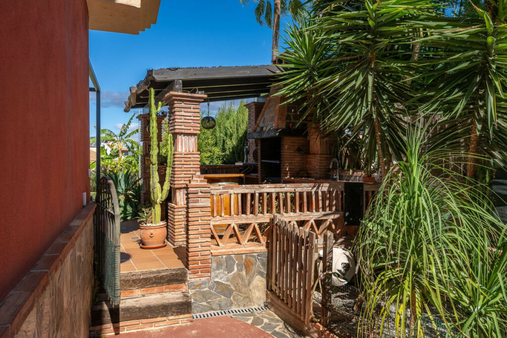 Detached Villa Alhaurín de la Torre Málaga - image 26