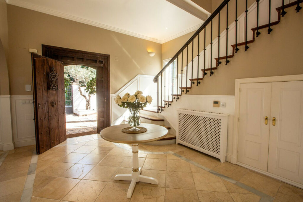 Detached Villa Sotogrande Cádiz - image 27