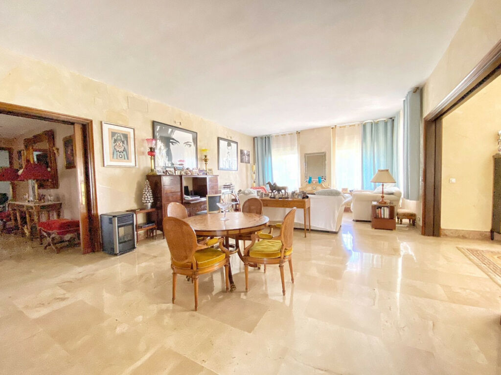 Detached Villa Marbella Málaga - image 27