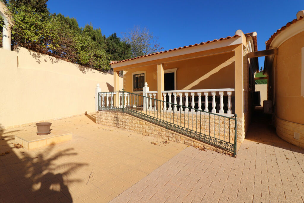Detached Villa La Escuera Alicante - image 27