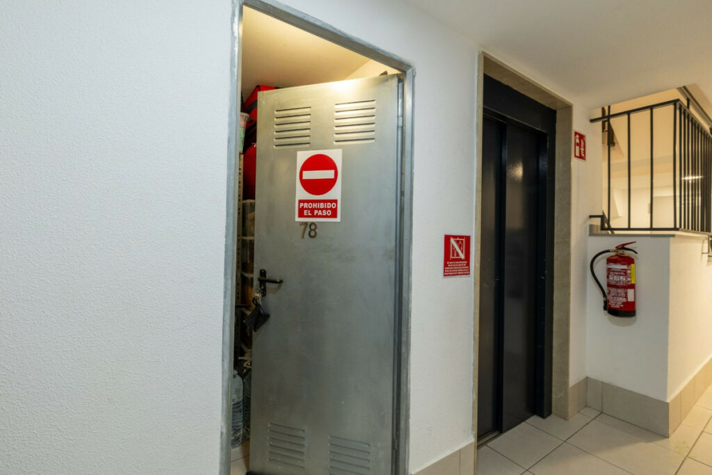 Ground Floor Apartment Villamartin Alicante - image 26