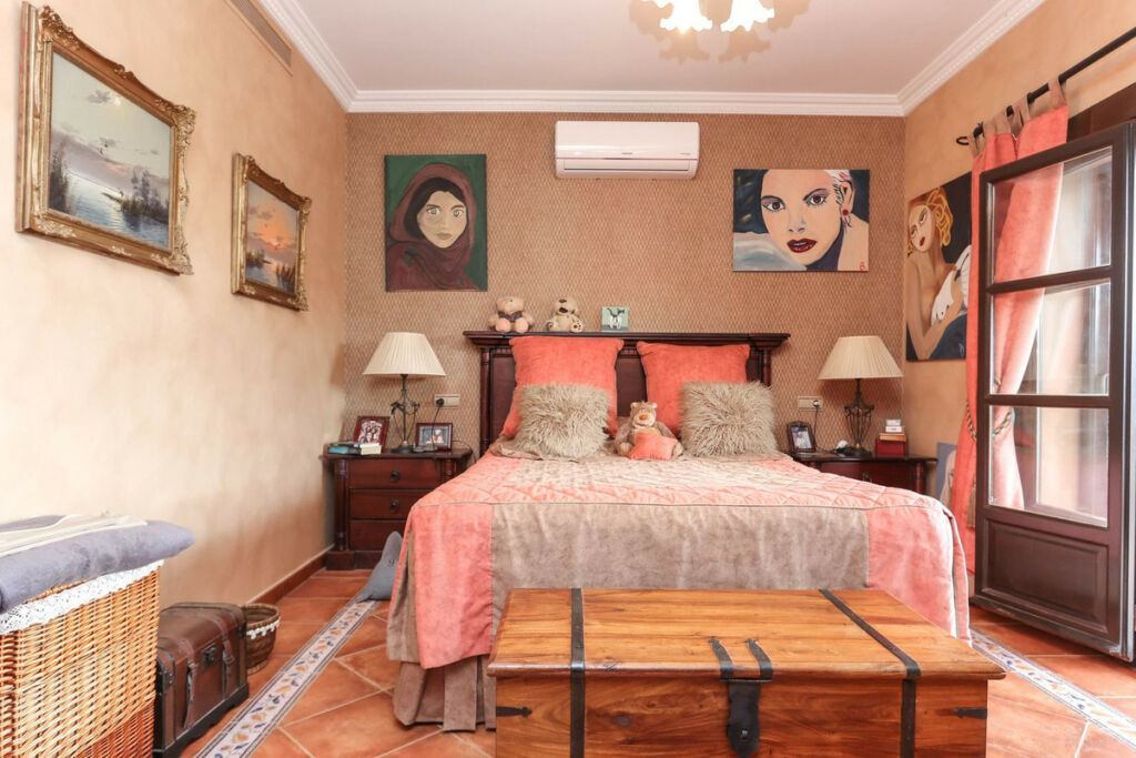 Detached Villa Monda Málaga - image 28