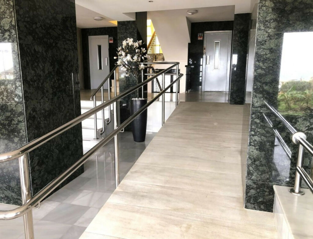 Penthouse Fuengirola Málaga - image 28
