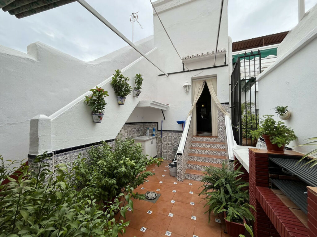 Townhouse Pizarra Málaga - image 28
