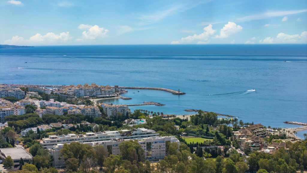 Penthouse Nueva Andalucía Málaga - image 28