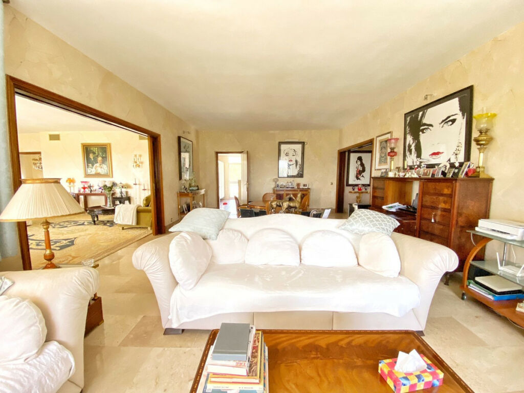 Detached Villa Marbella Málaga - image 28