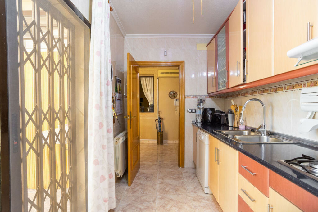 Detached Villa Los Altos Alicante - image 28