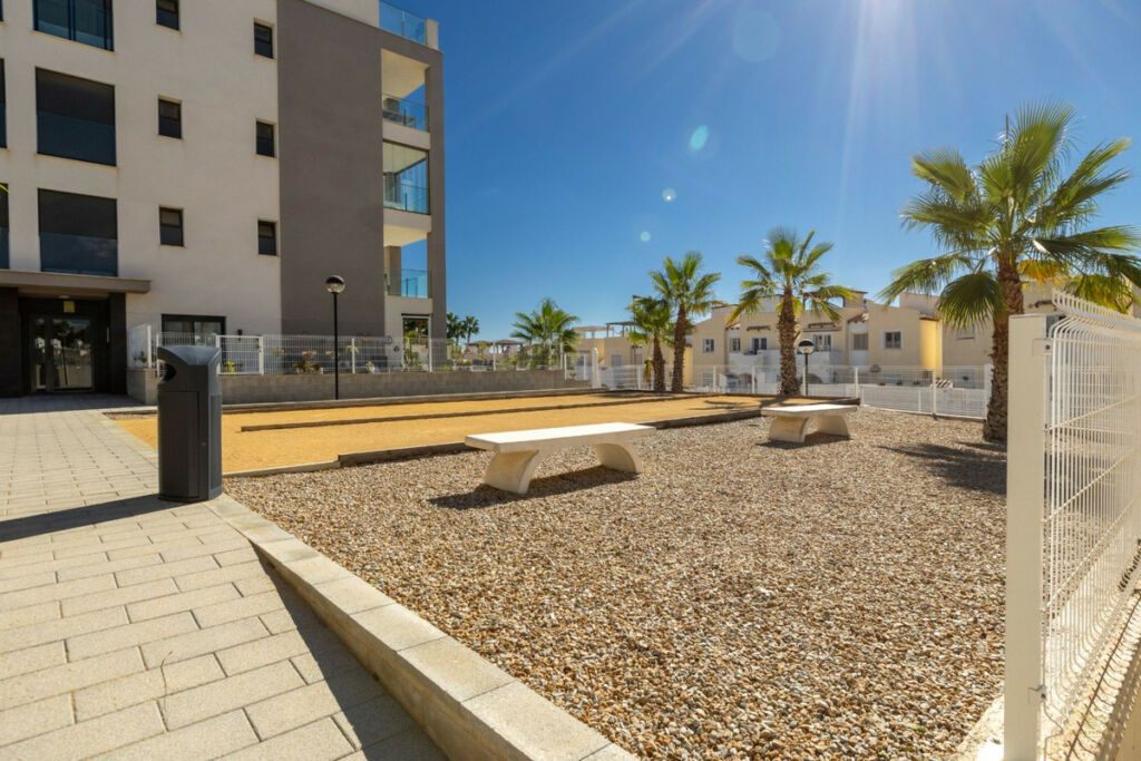 Ground Floor Apartment Villamartin Alicante - image 28