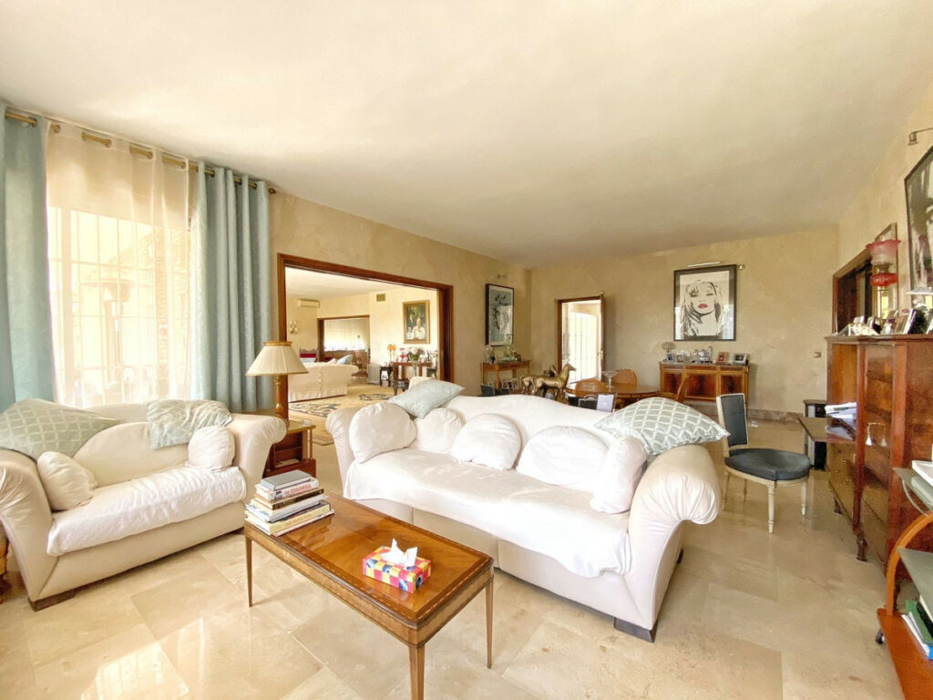 Detached Villa Marbella Málaga - image 29
