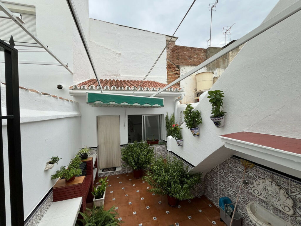 Townhouse Pizarra Málaga - image 29