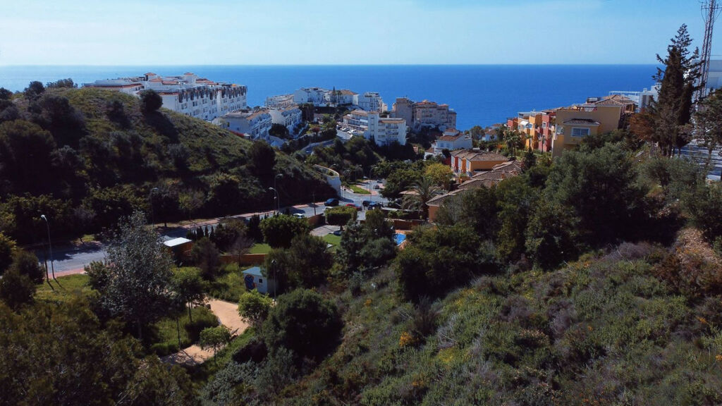 Residential Plot Benalmadena Costa Málaga - image 2
