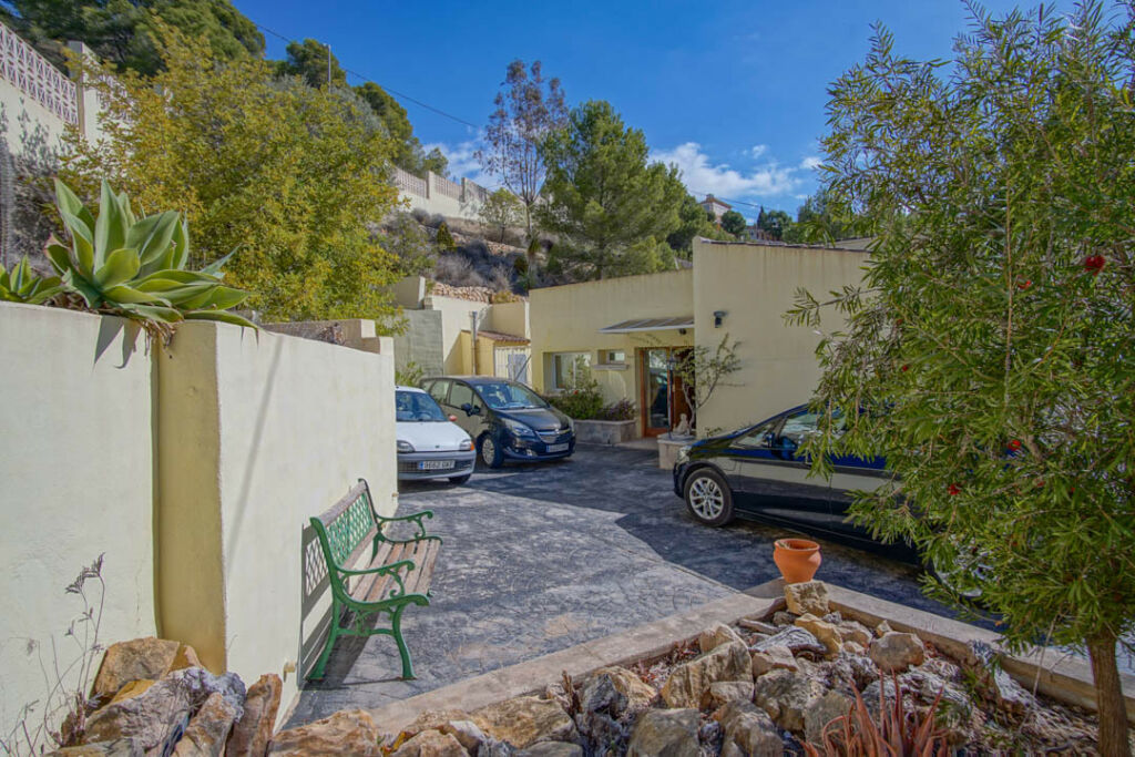 Detached Villa Altea Alicante - image 3