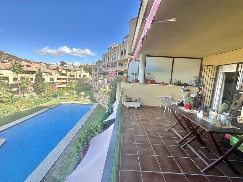 Ground Floor Apartment Riviera del Sol Málaga - image 3