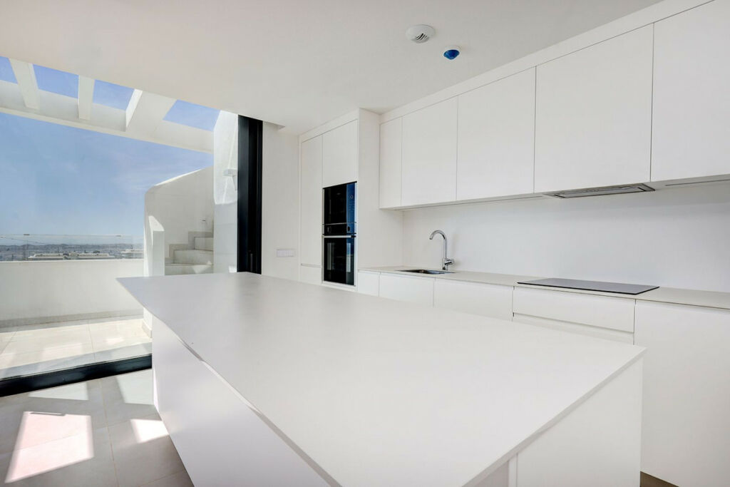 Penthouse Fuengirola Málaga - image 3