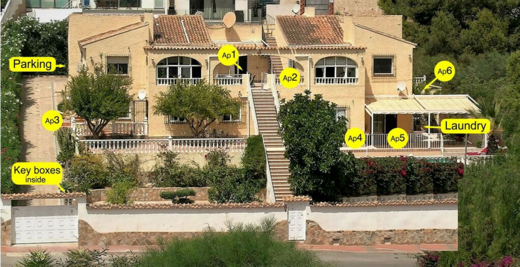 Detached Villa Los Balcones Alicante - image 4