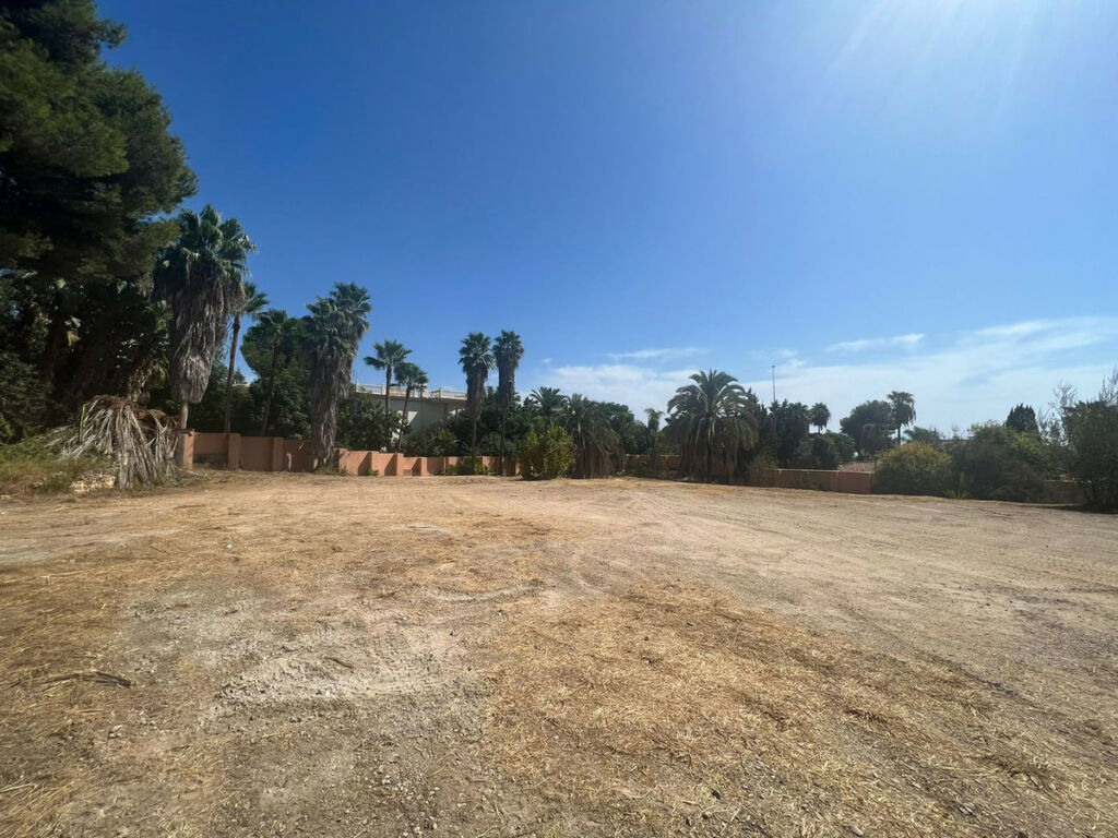 Residential Plot The Golden Mile Málaga - image 3