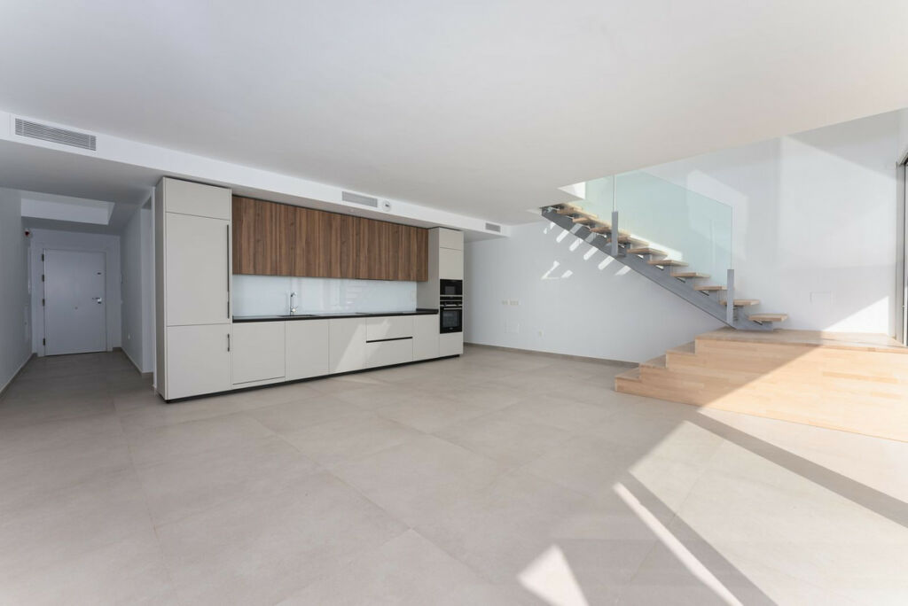 Penthouse Duplex Benalmadena Pueblo Málaga - image 3