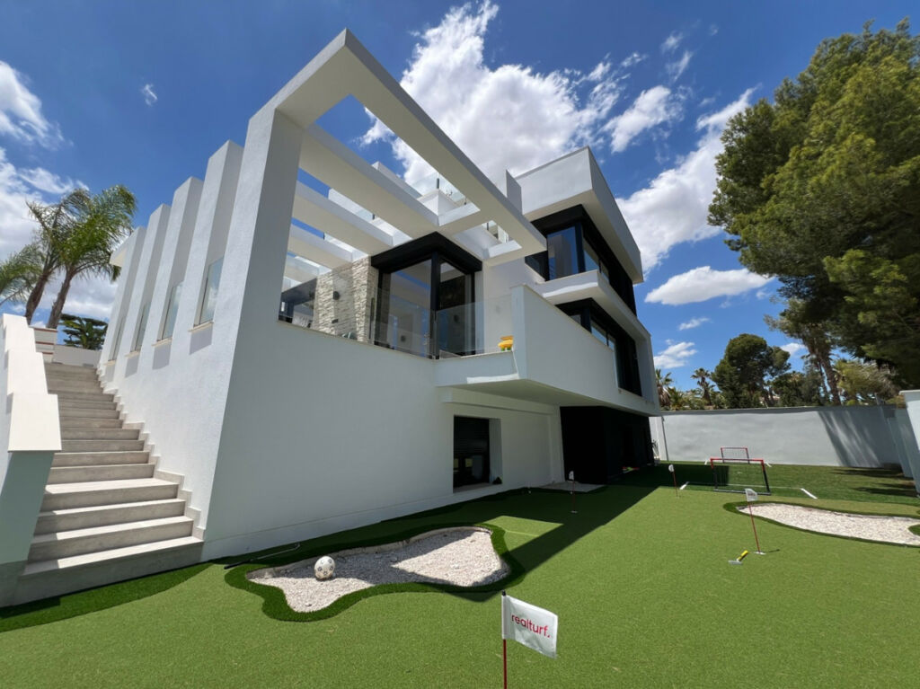 Detached Villa Orihuela Costa Alicante - image 4