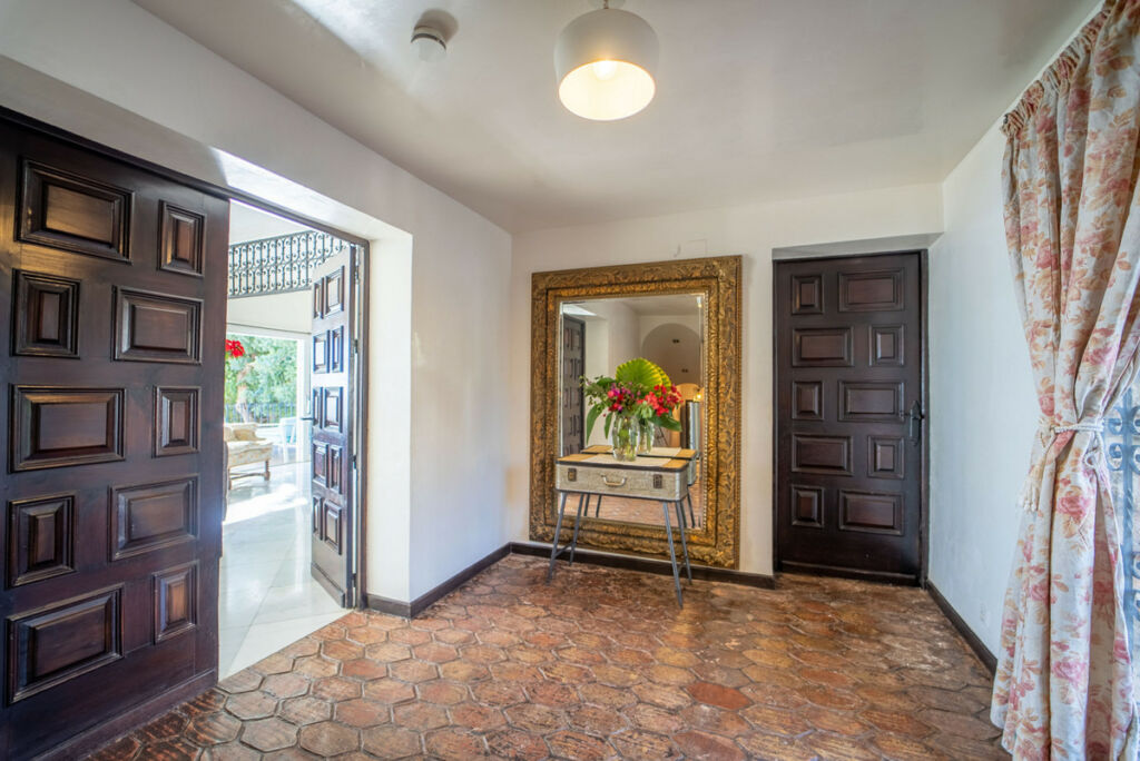 Detached Villa Benalmadena Málaga - image 3