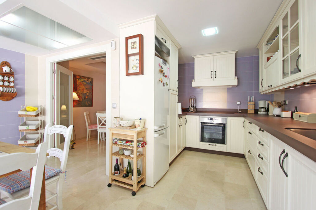 Townhouse Las Chapas Málaga - image 31