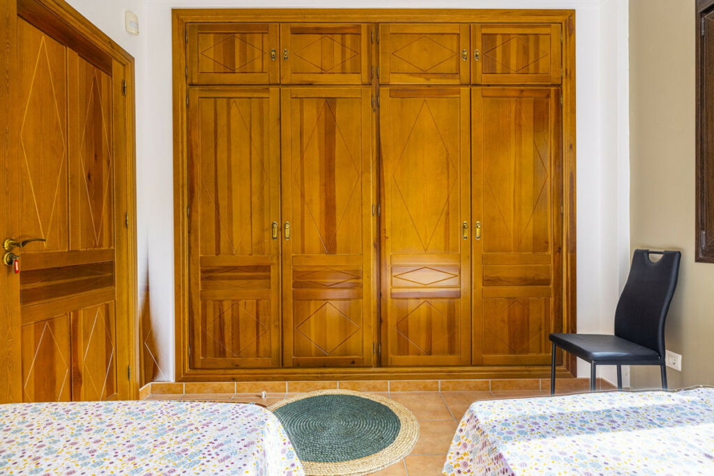 Detached Villa Sayalonga Málaga - image 32