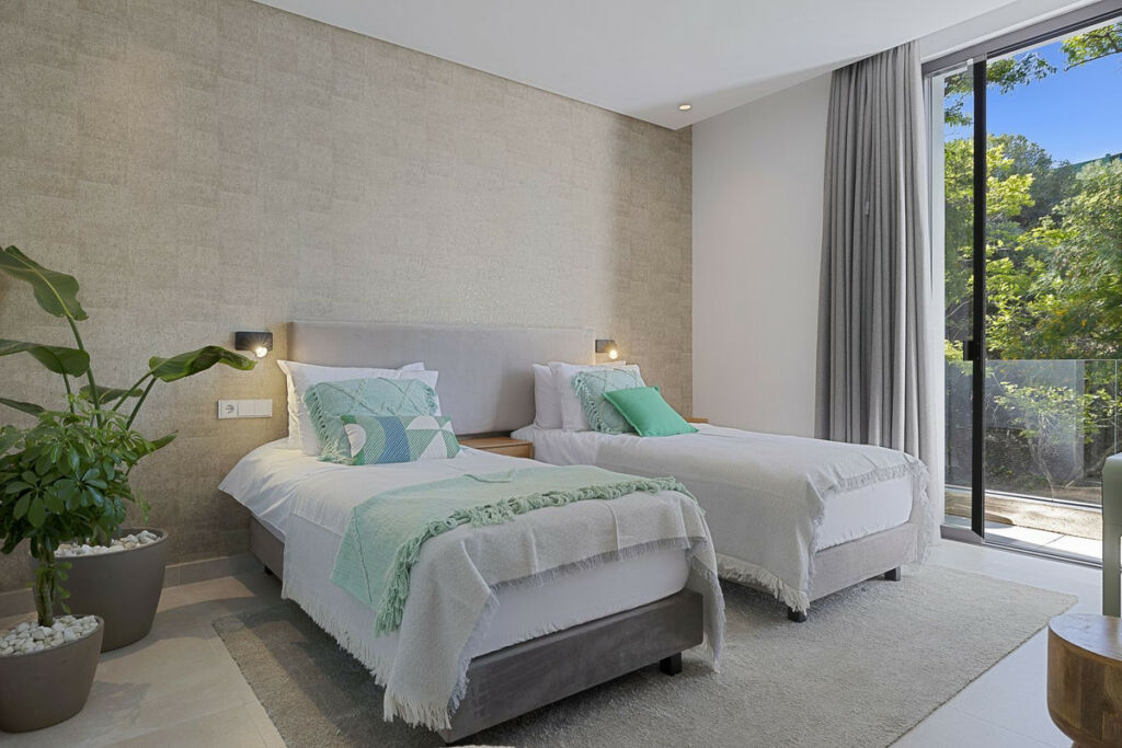 Detached Villa Marbella Málaga - image 34