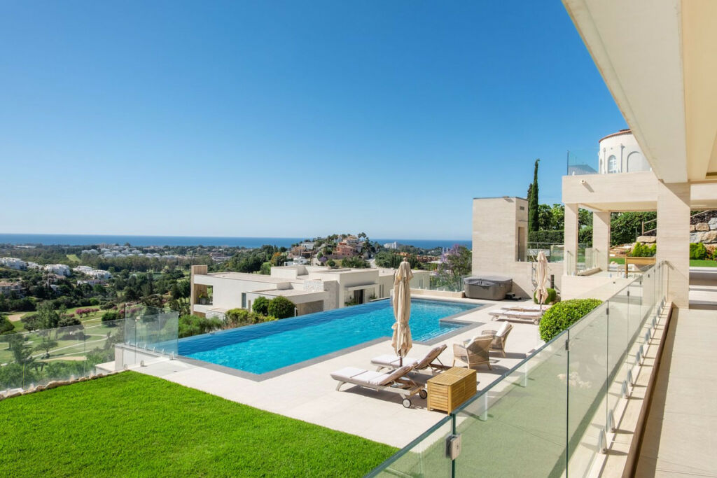 Detached Villa Benahavís Málaga - image 34