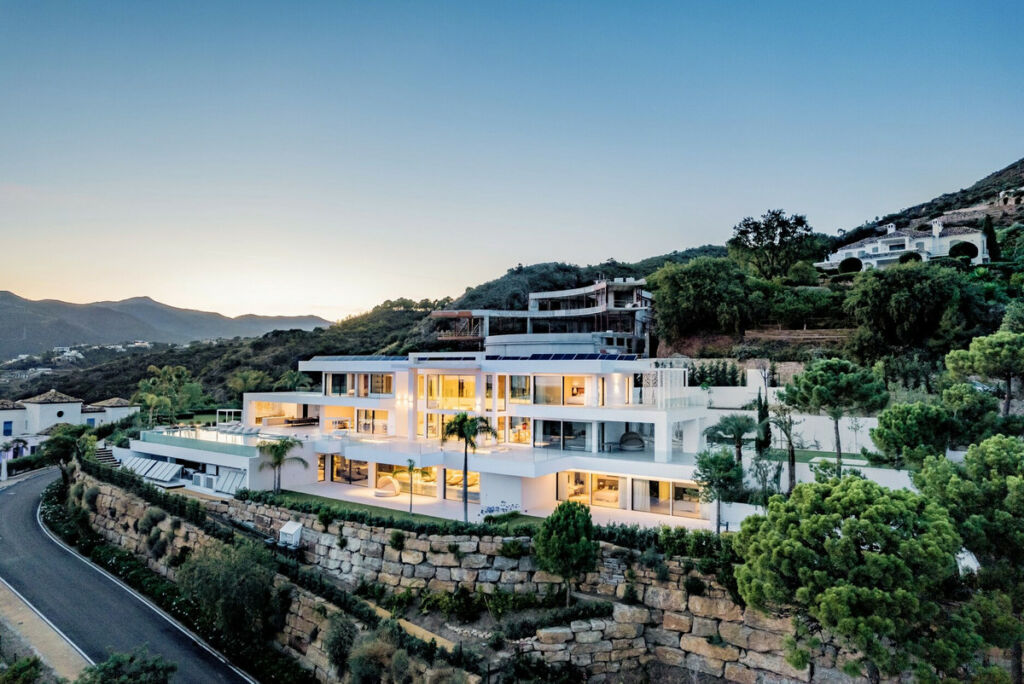 Detached Villa Benahavís Málaga - image 34