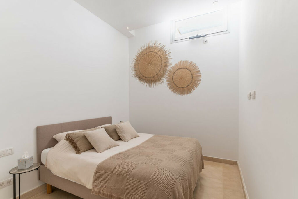 Townhouse Río Real Málaga - image 35