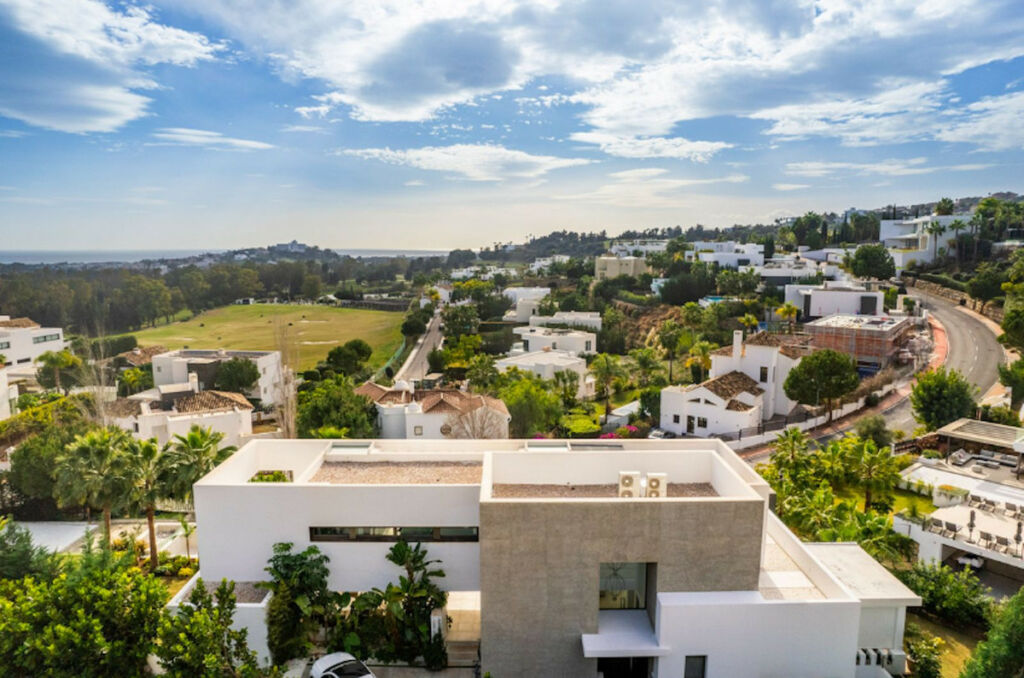 Detached Villa Benahavís Málaga - image 34
