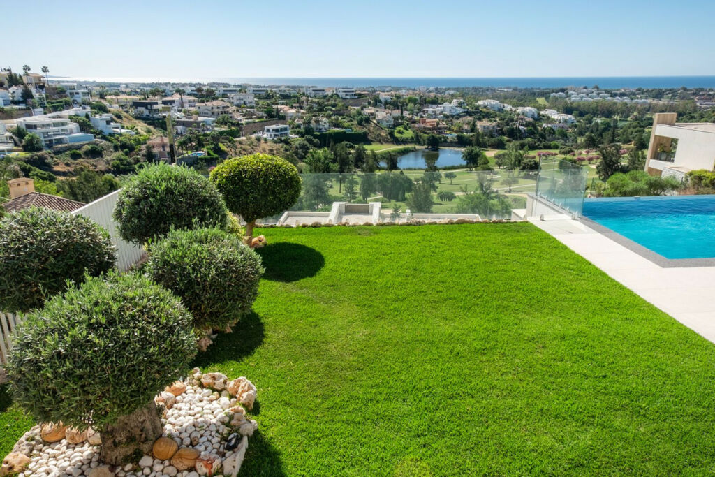 Detached Villa Benahavís Málaga - image 35