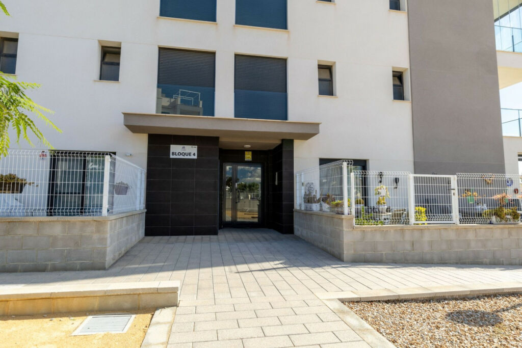 Ground Floor Apartment Villamartin Alicante - image 35