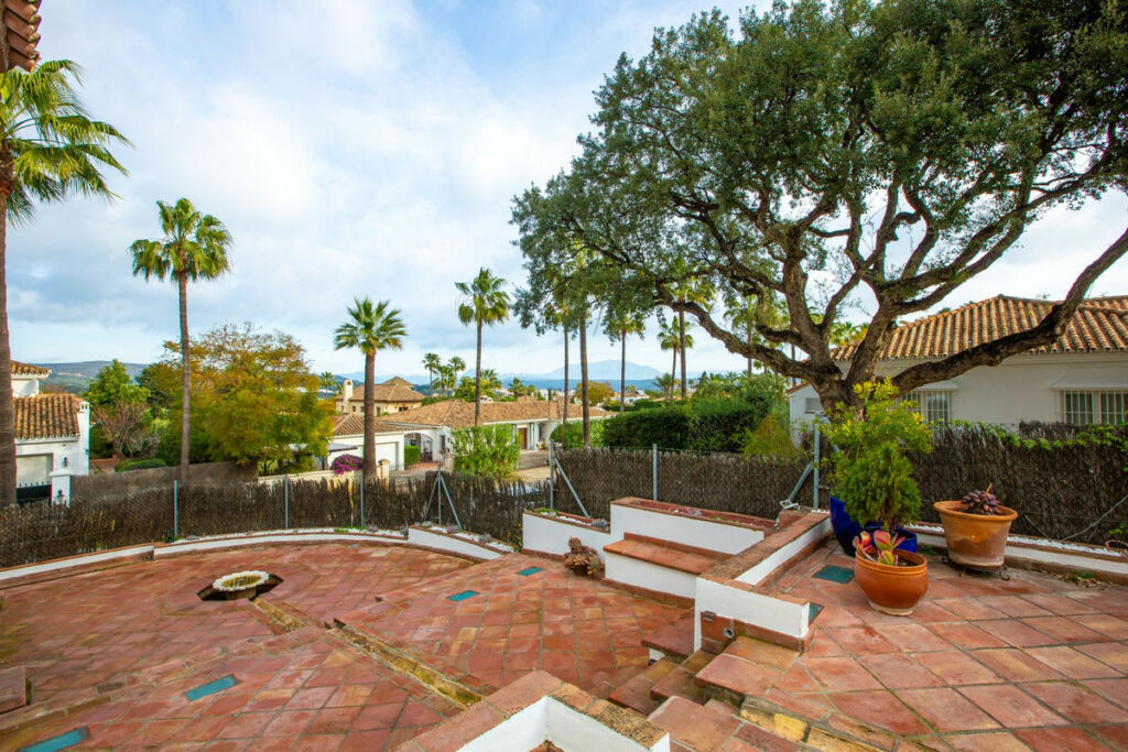 Detached Villa Sotogrande Cádiz - image 36