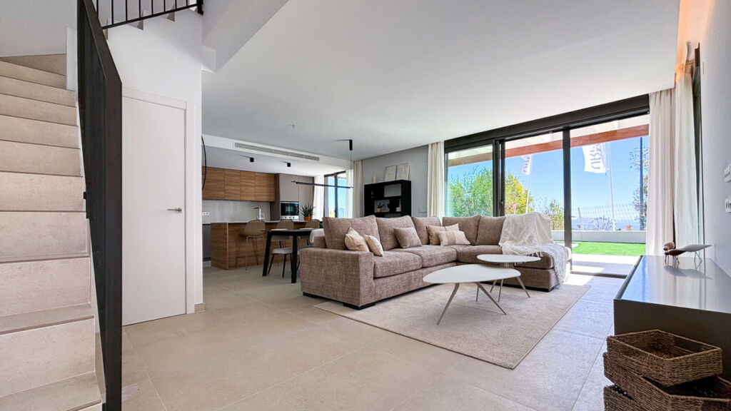 Detached Villa Polop Alicante - image 37