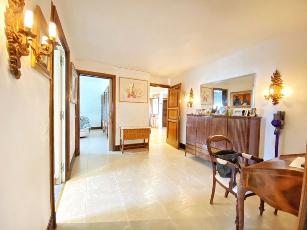 Detached Villa Marbella Málaga - image 37