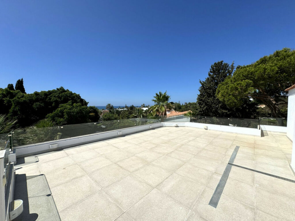 Detached Villa Marbesa Málaga - image 38