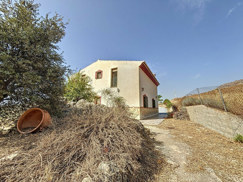 Detached Villa Alcaucín Málaga - image 38