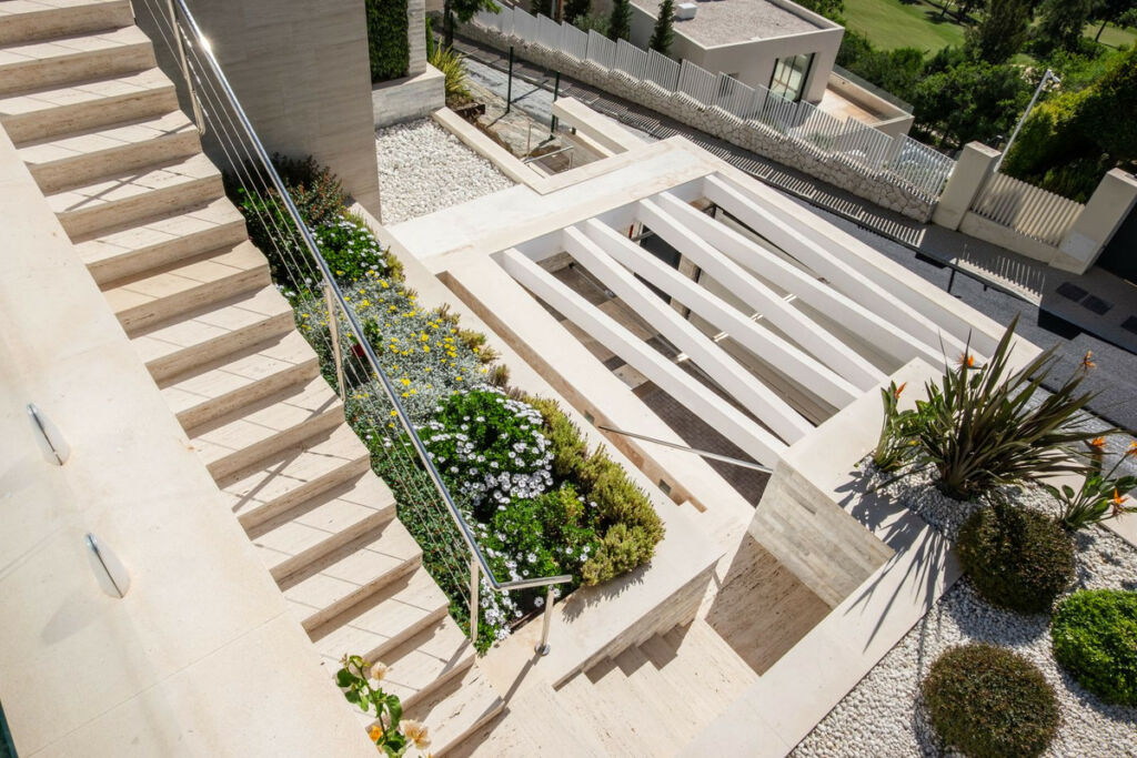 Detached Villa Benahavís Málaga - image 38
