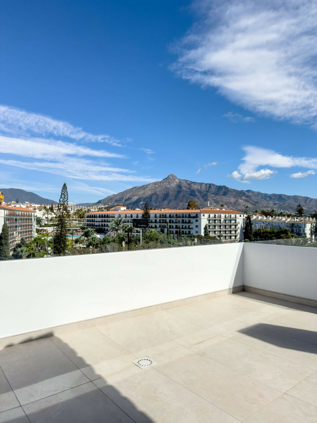 Penthouse Puerto Banús Málaga - image 7