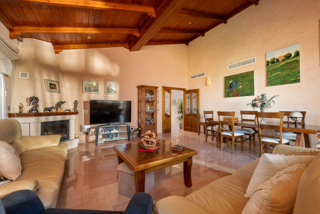 Detached Villa Alhaurín de la Torre Málaga - image 38