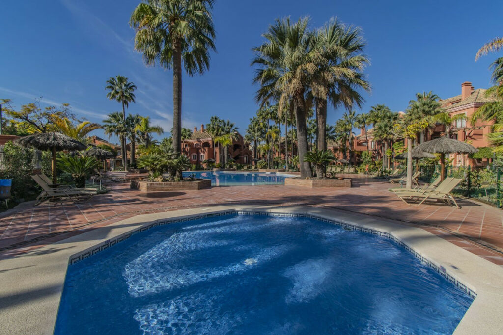 Ground Floor Apartment Puerto Banús Málaga - image 39