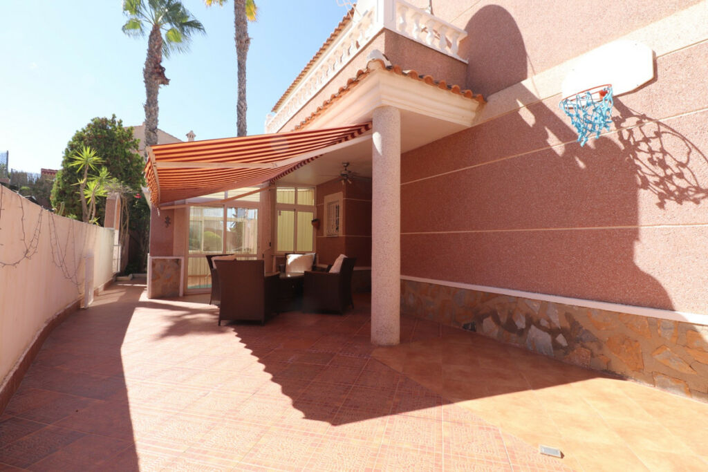 Detached Villa Algorfa Alicante - image 39